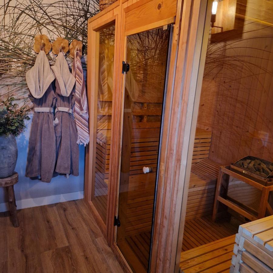 B&B The Wellness Cottage ดอร์เดรคท์ ภายนอก รูปภาพ